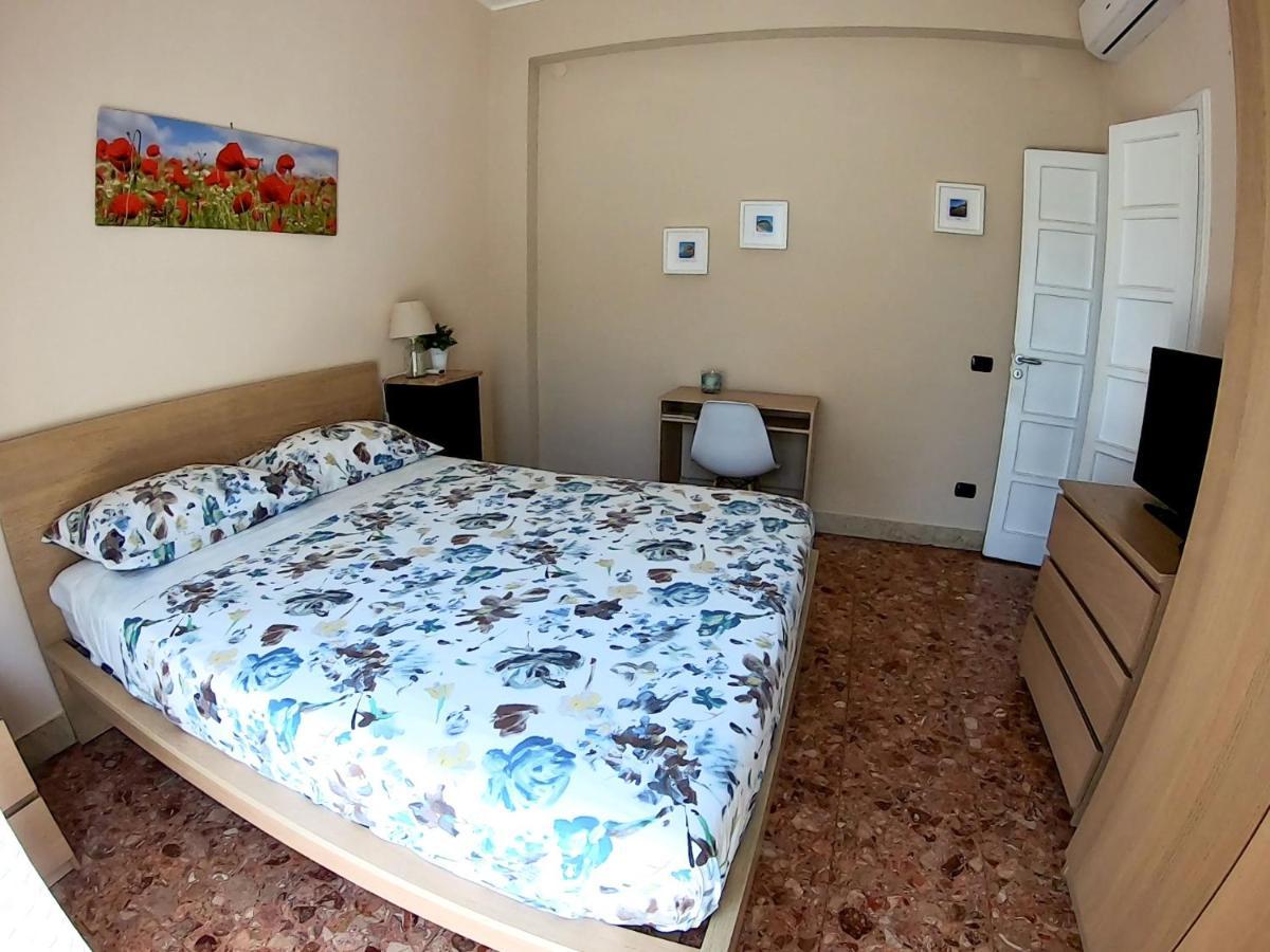 La Casa Di Aurora Villa Реджо ди Калабрия Екстериор снимка